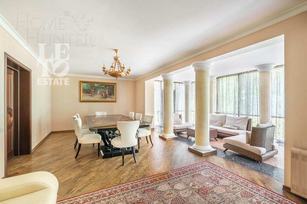 2-этажный коттедж 3 817 м² с отделкой