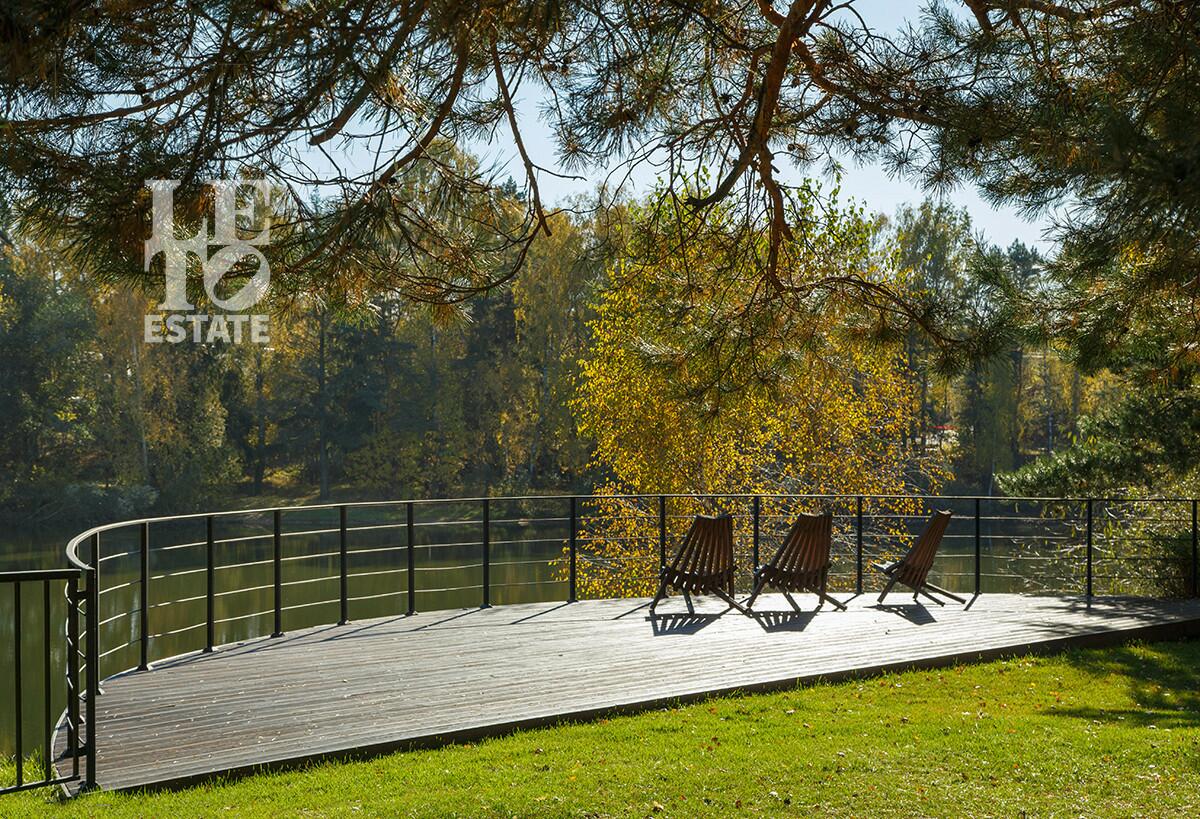 2-этажный коттедж 1 700 м² с отделкой