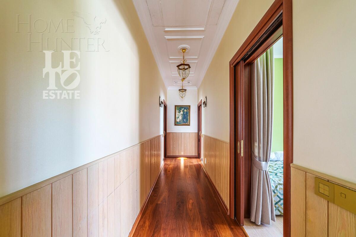 3-этажный коттедж 500 м² с отделкой