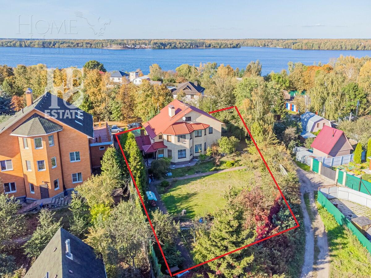 3-этажный коттедж 426 м² с отделкой