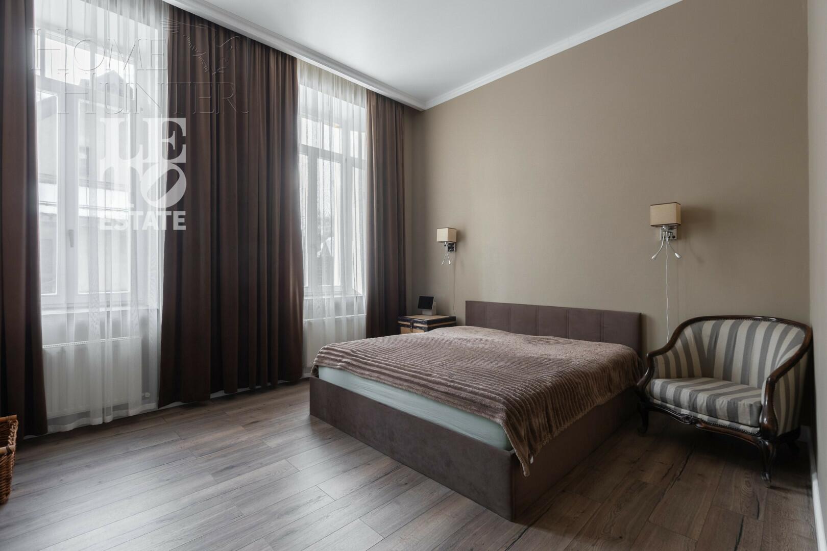 3-этажный коттедж 950 м² без отделки