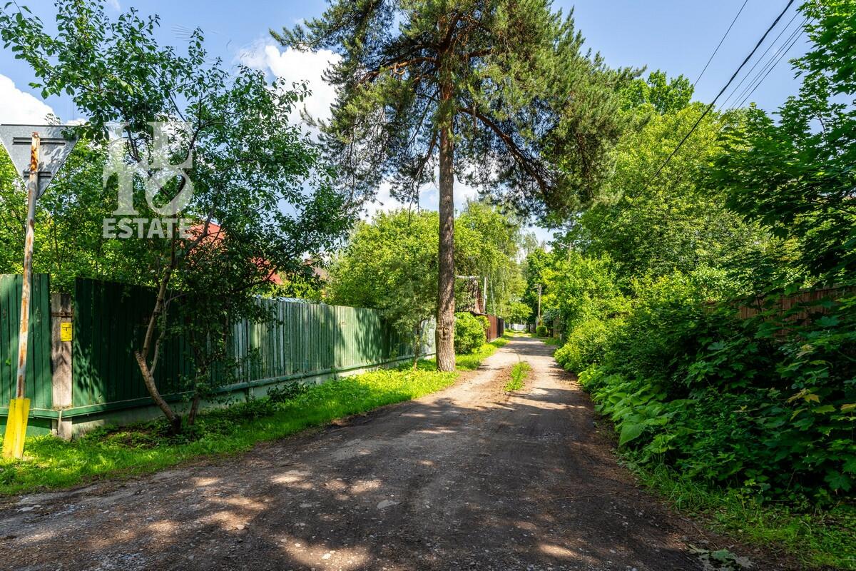 2-этажный коттедж 675.8 м² с отделкой