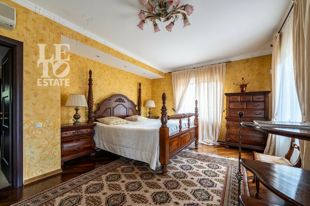 3-этажный коттедж 520 м² с отделкой