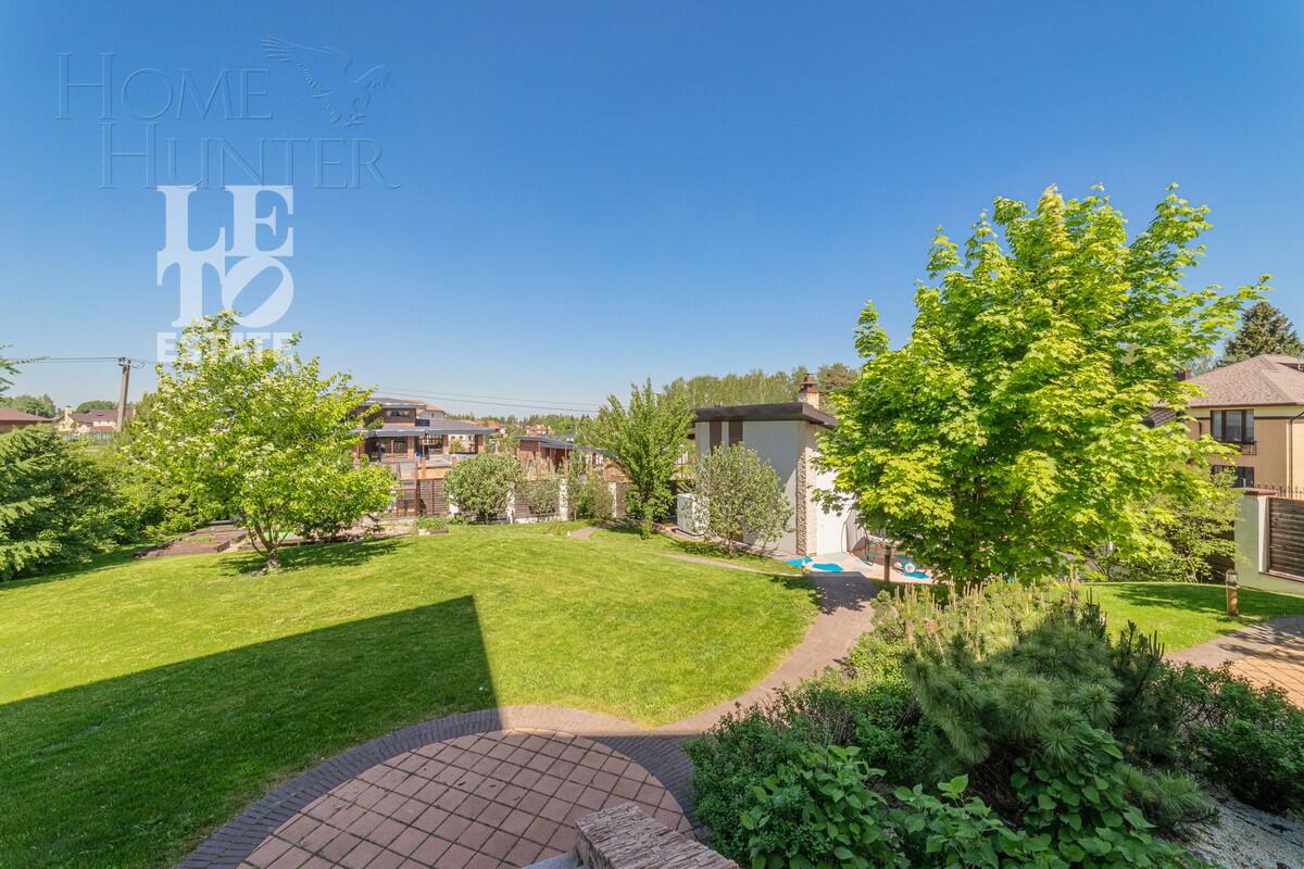 2-этажный коттедж 702.5 м² с отделкой