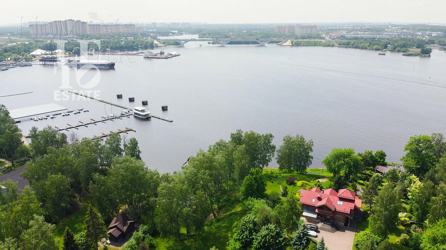 3-этажный коттедж 520 м² с отделкой