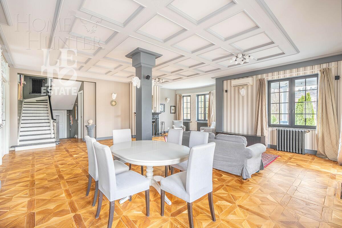 2-этажный коттедж 550 м² с отделкой