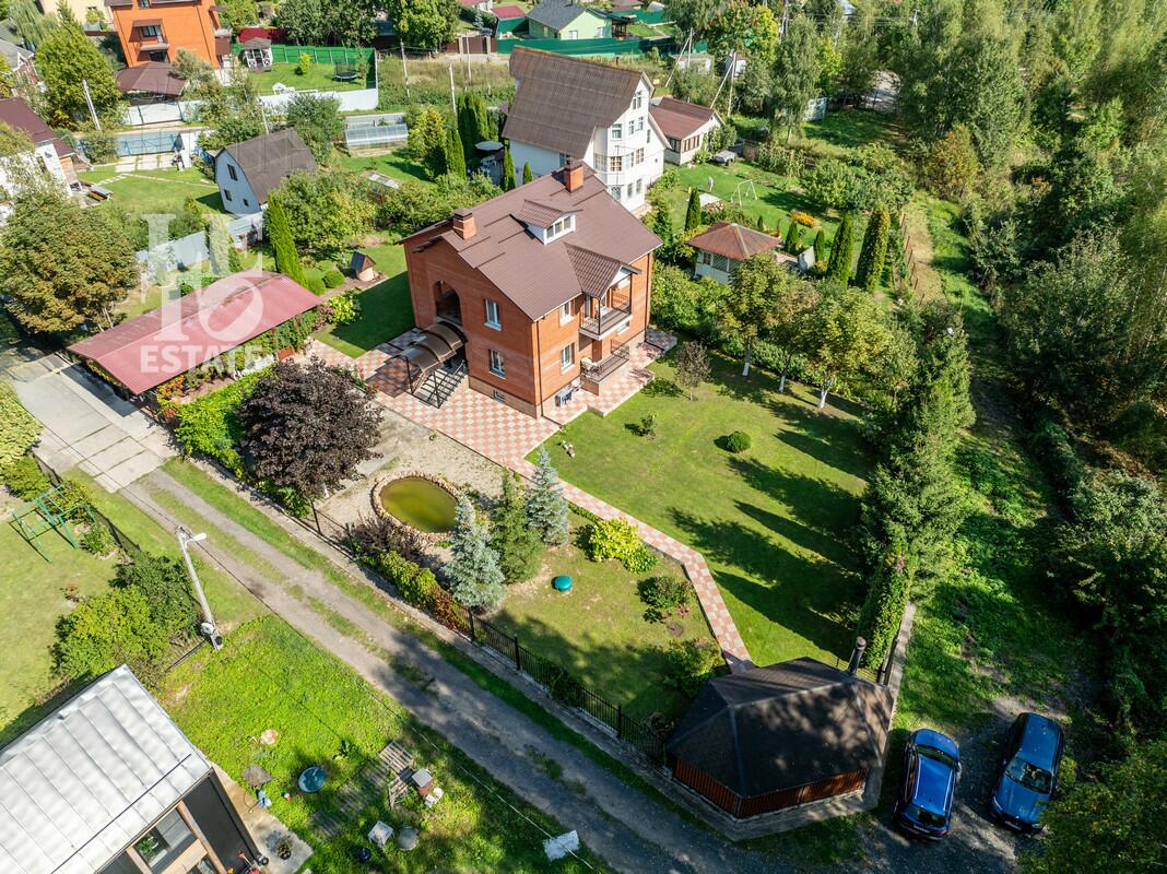 2-этажный коттедж 330 м² с отделкой