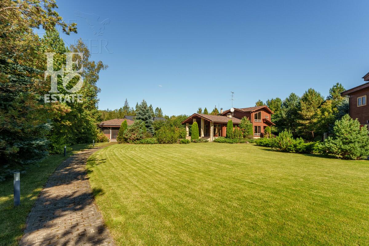 2-этажный коттедж 403 м² с отделкой