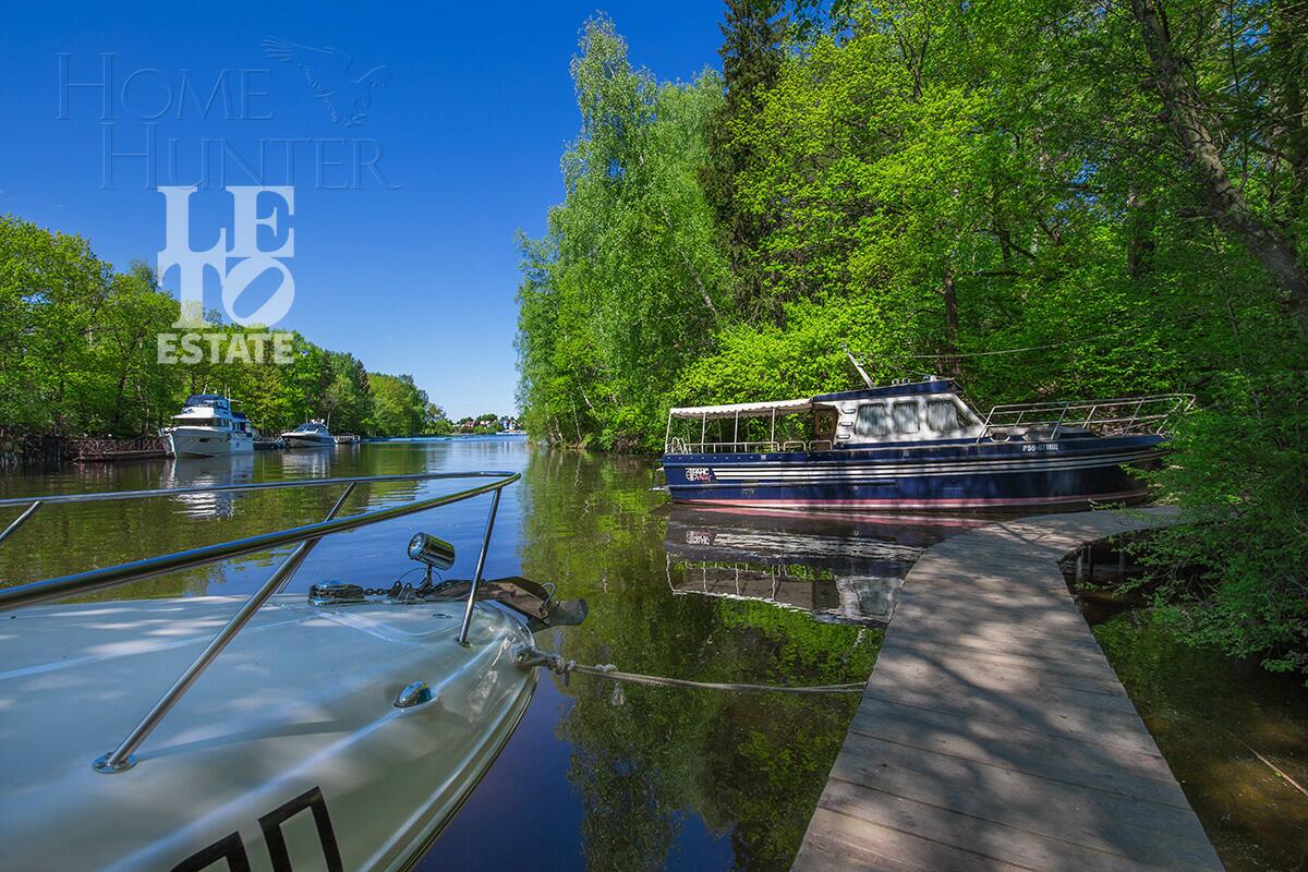 2-этажный коттедж 650 м² без отделки