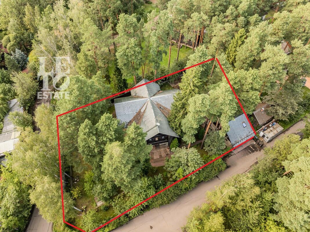 3-этажный коттедж 490 м² с отделкой