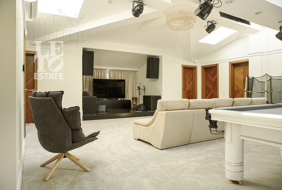 2-этажный коттедж 1 200 м² с отделкой