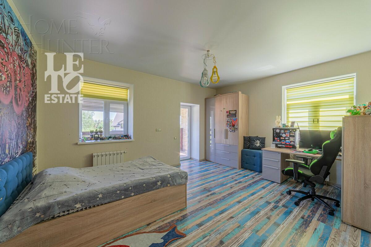 2-этажный коттедж 702.5 м² с отделкой