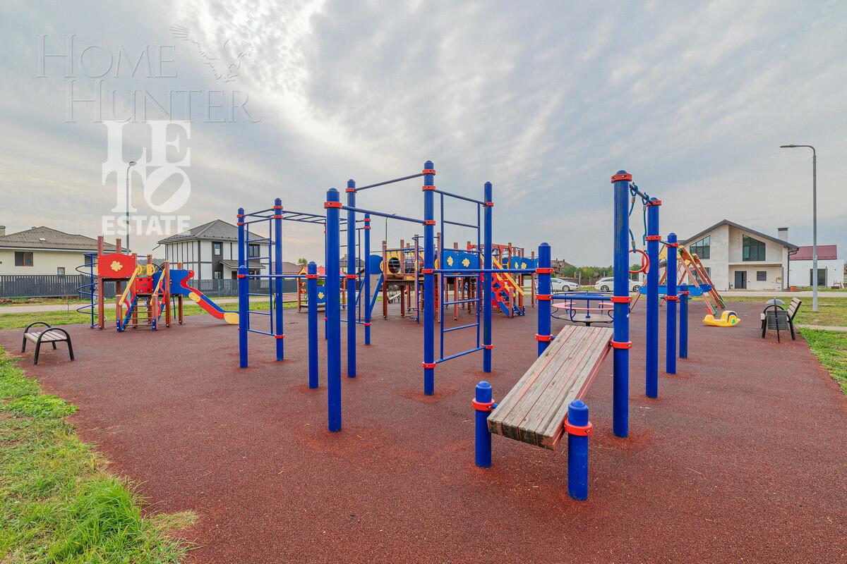 2-этажный коттедж 650 м² с отделкой