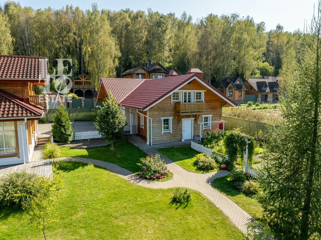 2-этажный коттедж 455 м² с отделкой