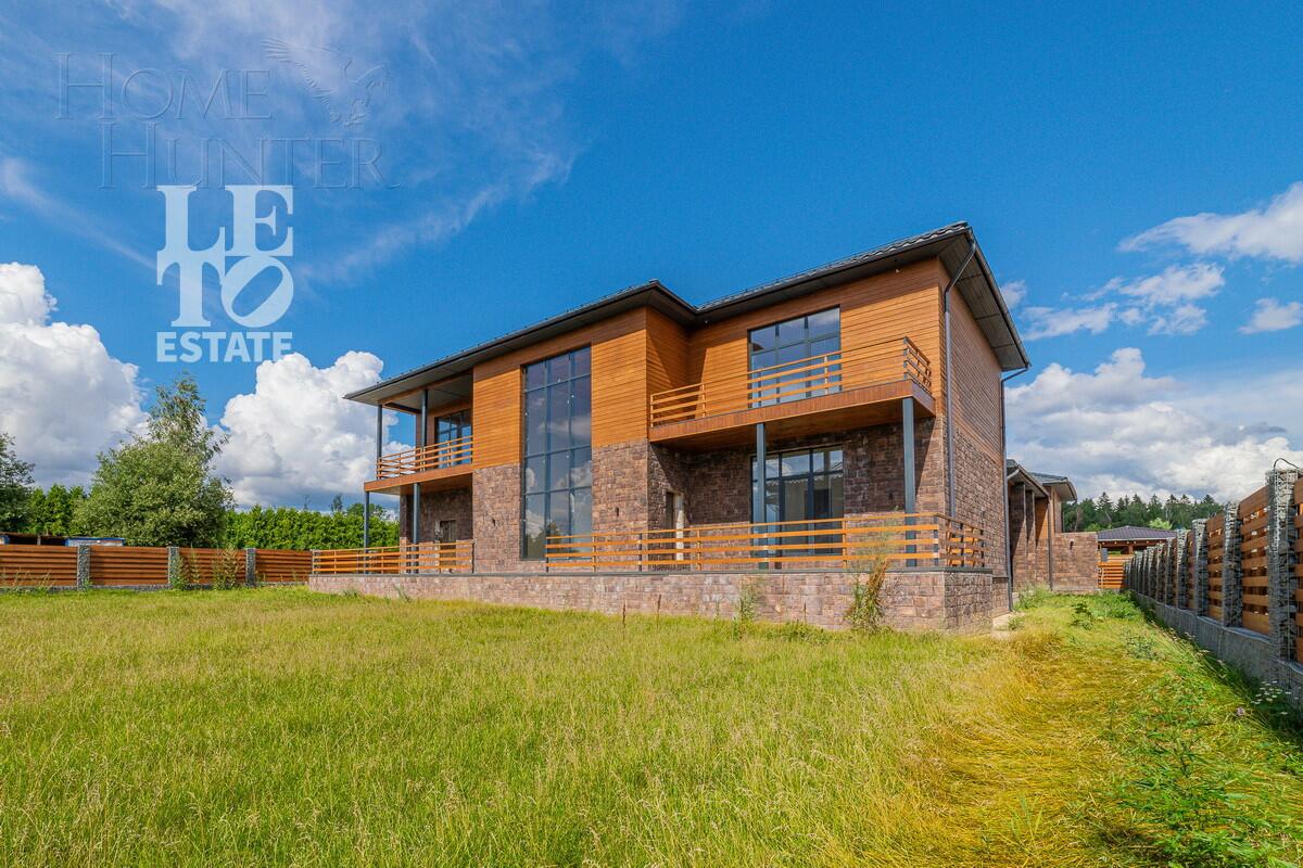 2-этажный коттедж 556.2 м² без отделки