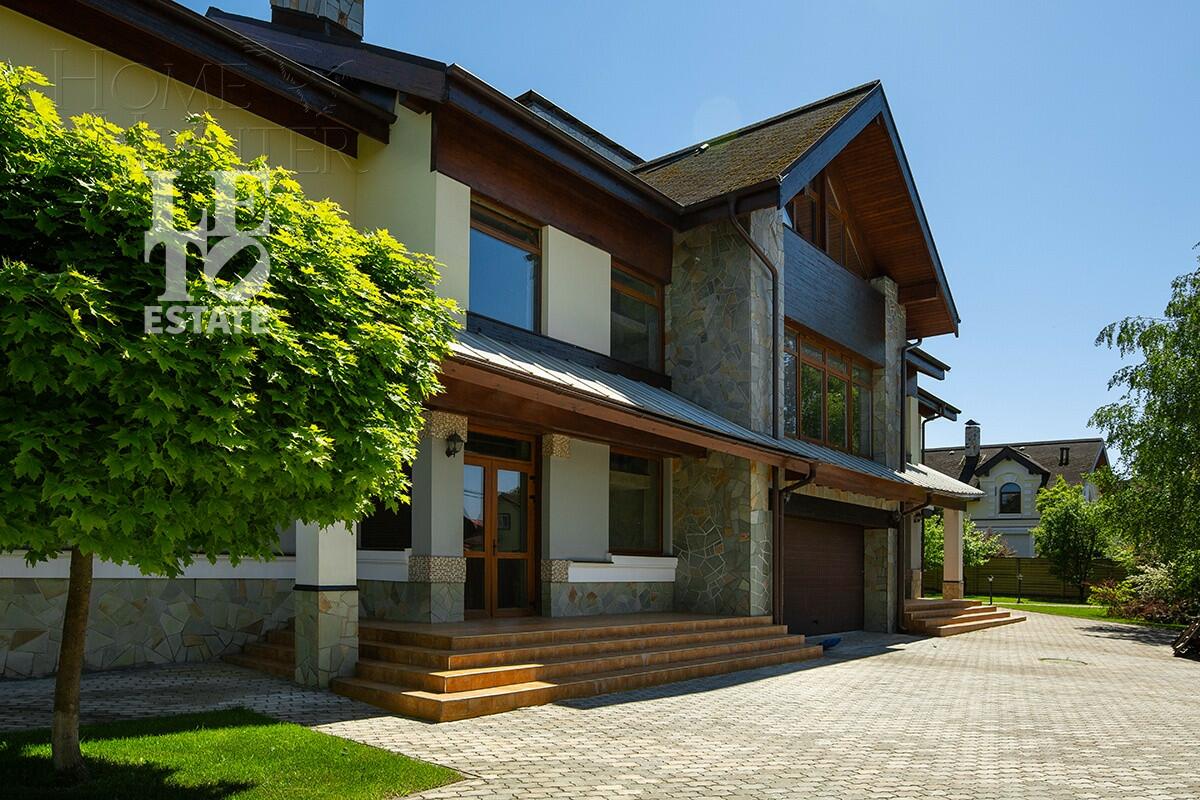 2-этажный коттедж 962.1 м² без отделки