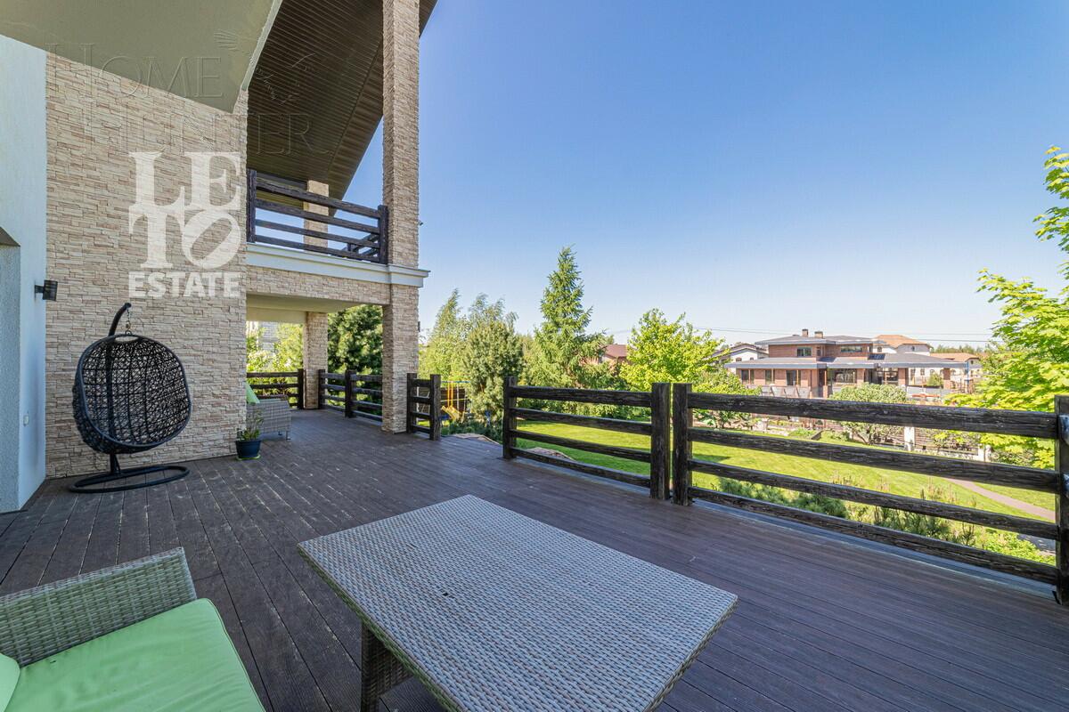 2-этажный коттедж 702.5 м² с отделкой