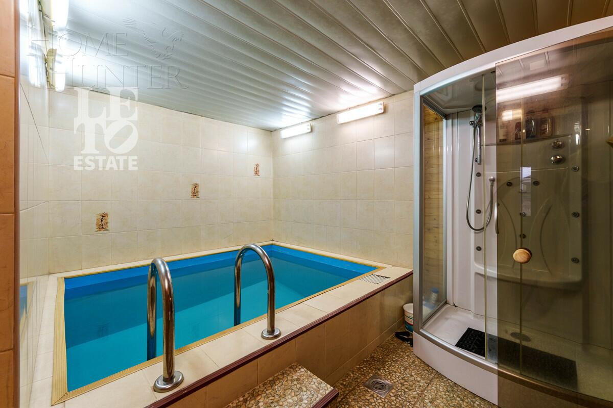 2-этажный коттедж 529.6 м² с отделкой