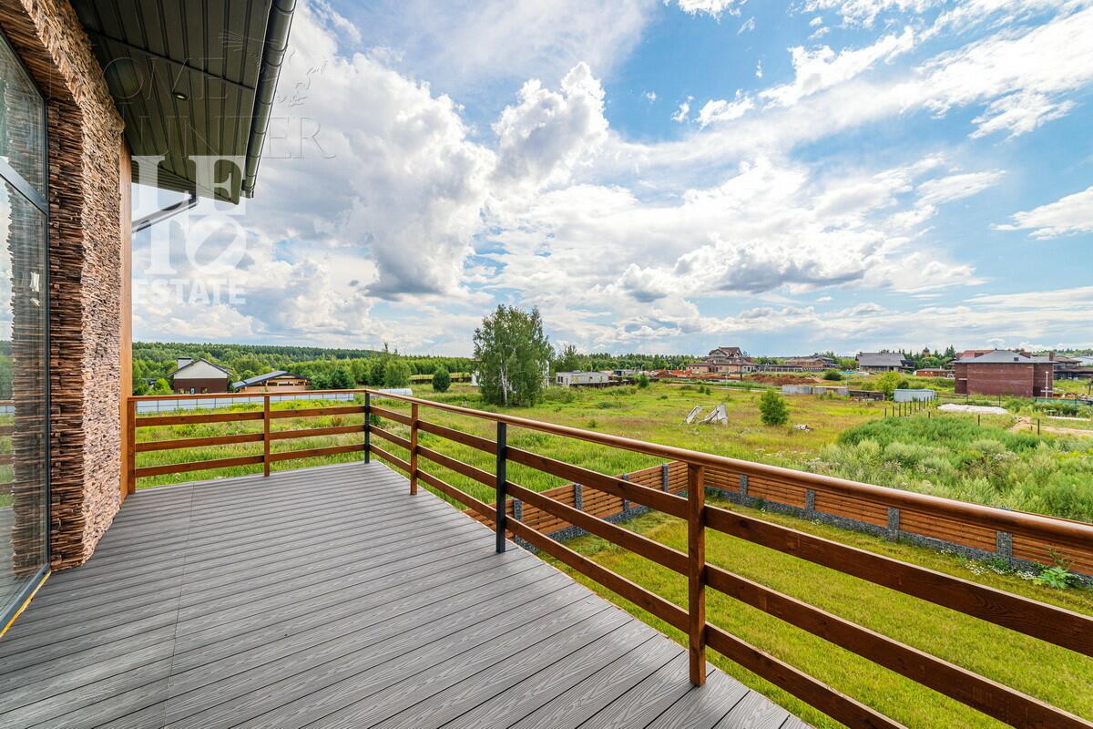 2-этажный коттедж 551.3 м² без отделки