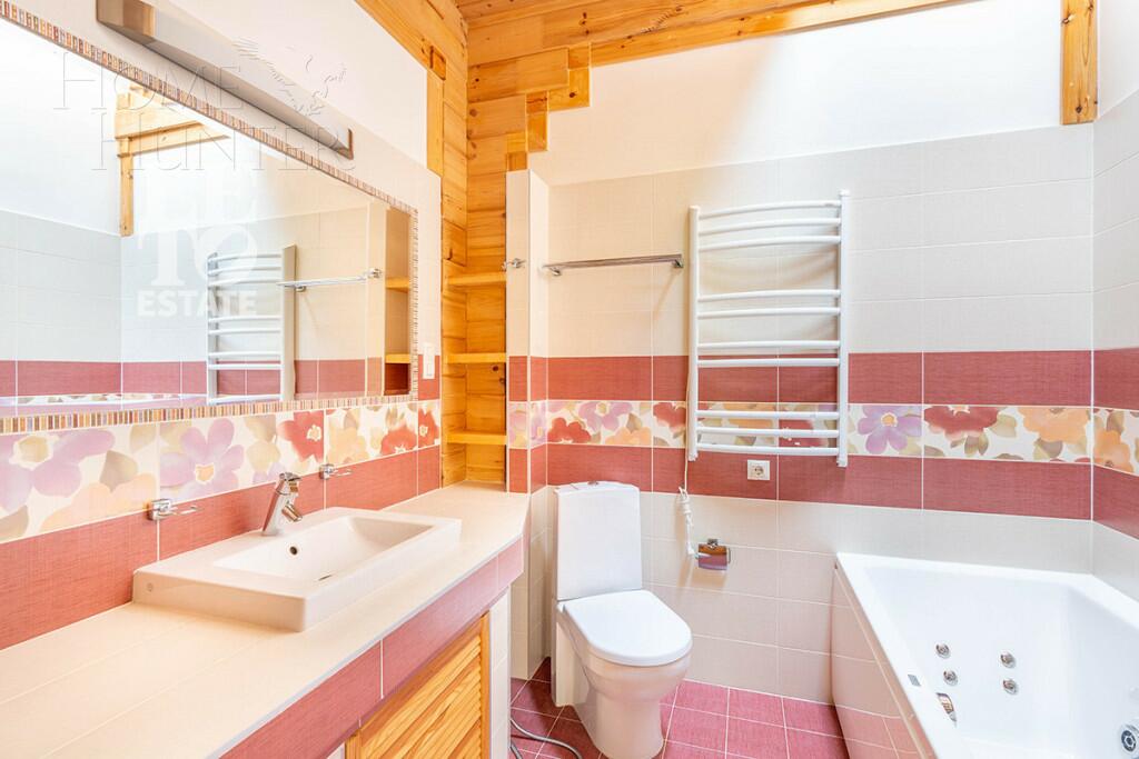 2-этажный коттедж 400 м² с отделкой