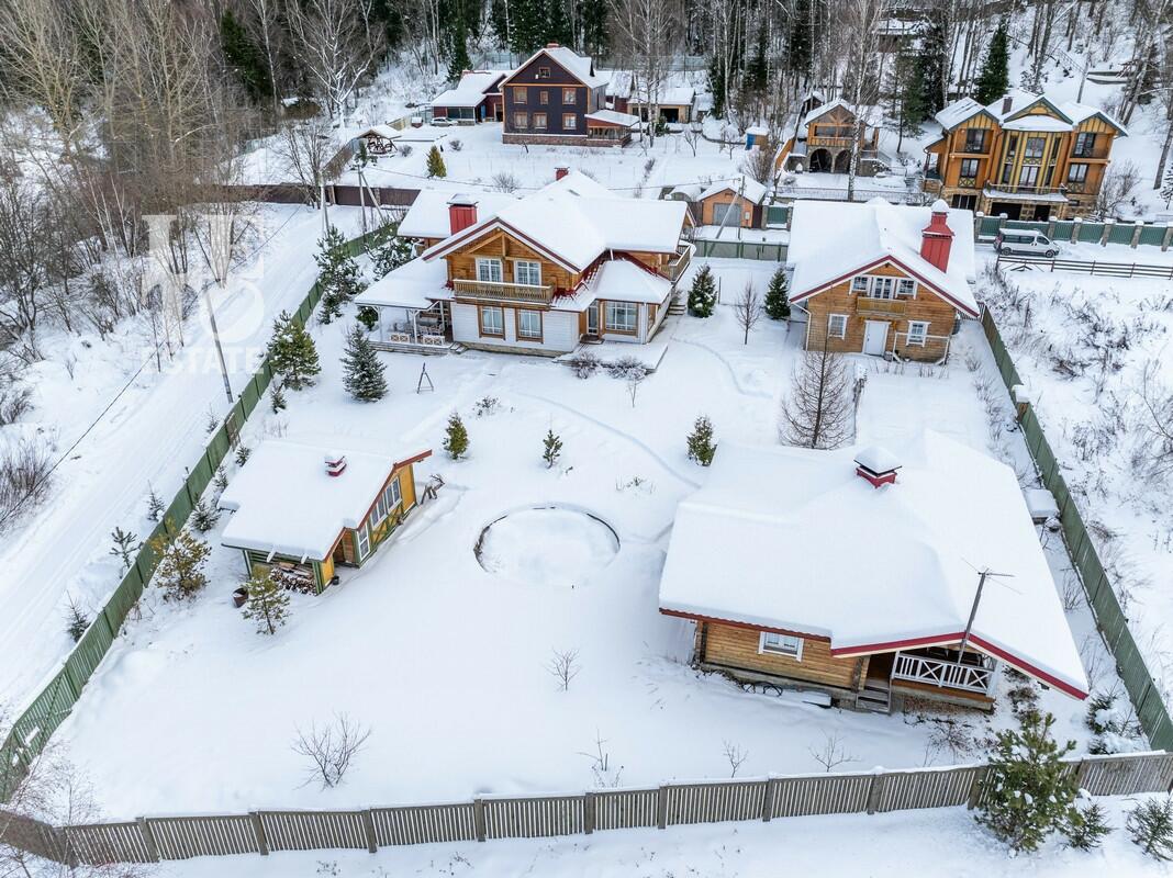 2-этажный коттедж 455 м² с отделкой