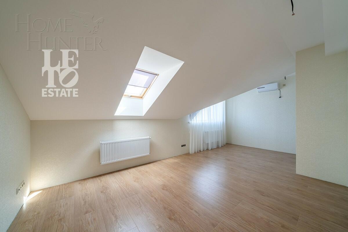 2-этажный таунхаус 286.7 м² с отделкой