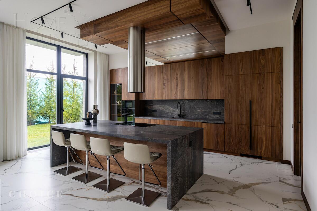 2-этажный коттедж 437.2 м² с отделкой