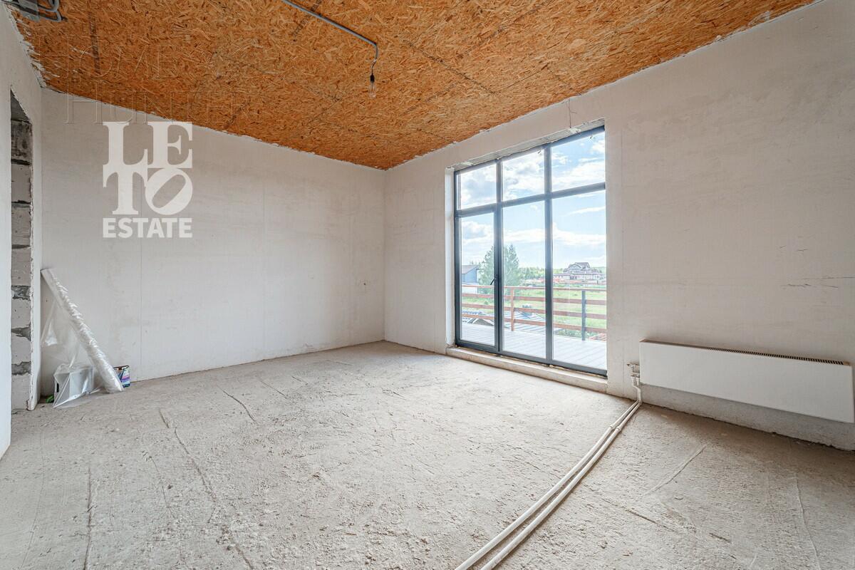 2-этажный коттедж 556.2 м² без отделки