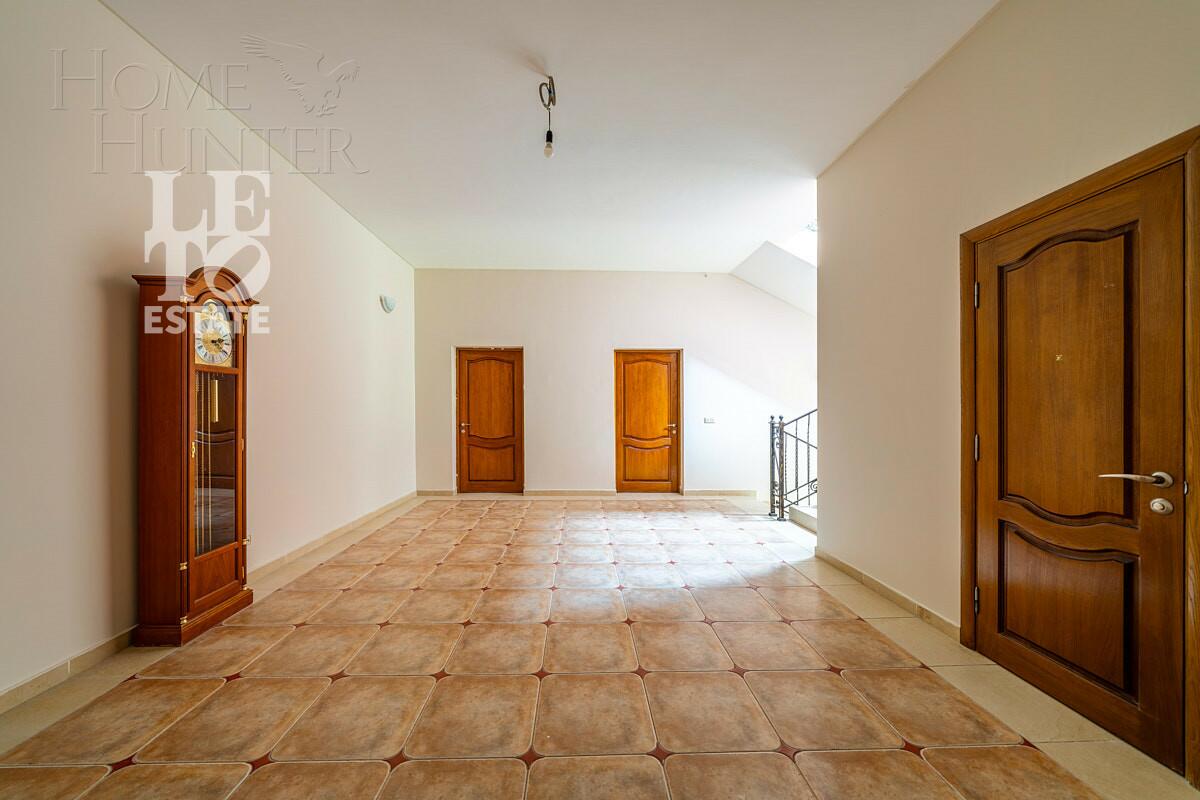 2-этажный коттедж 614 м² с отделкой