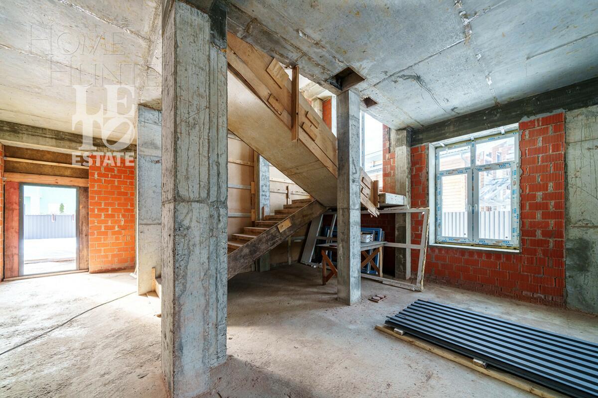 2-этажный коттедж 500 м² без отделки