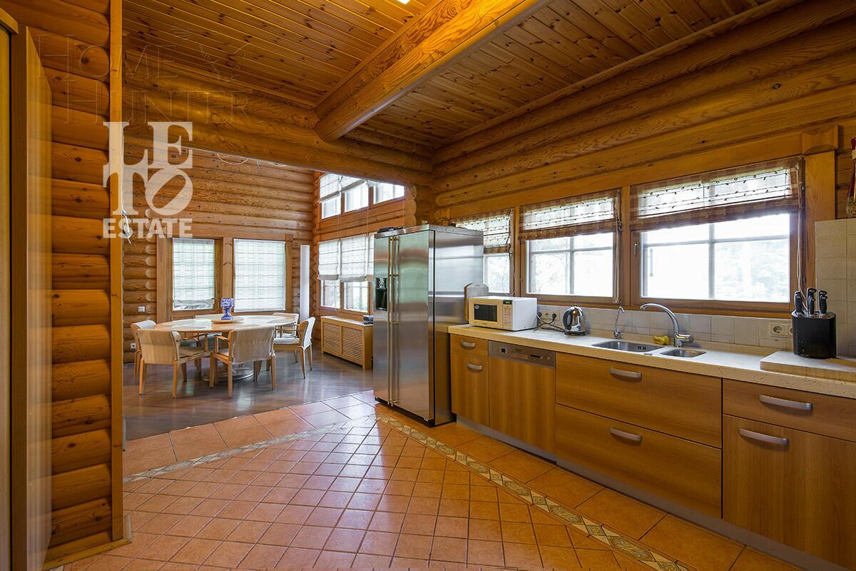 2-этажный коттедж 309 м² с отделкой