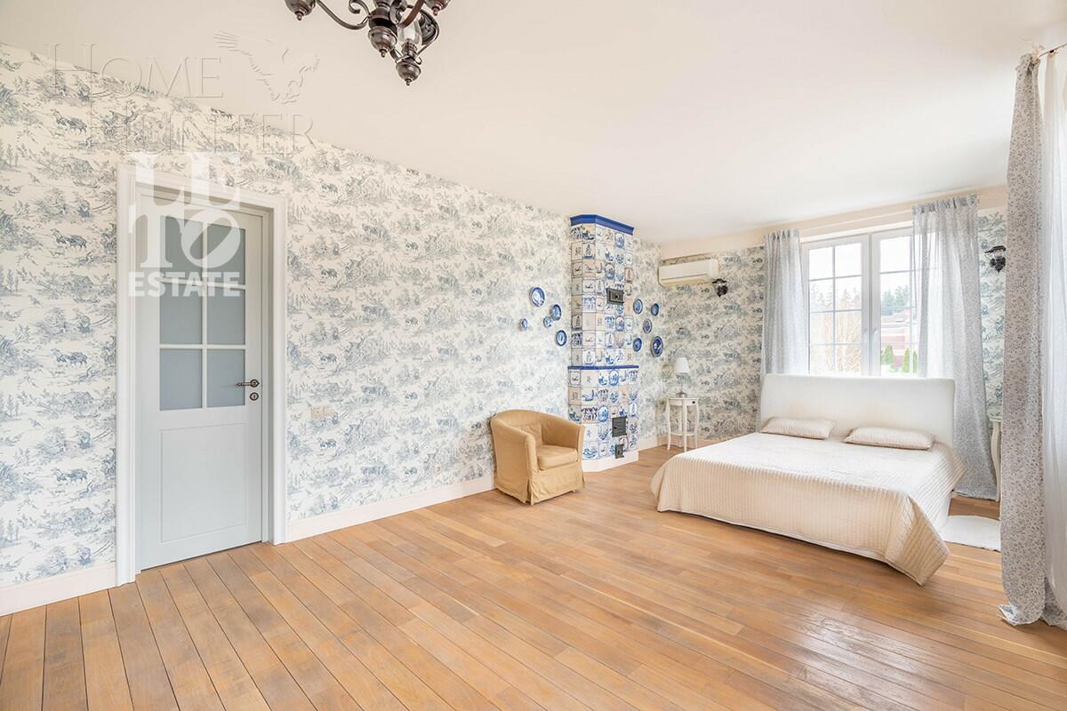 2-этажный коттедж 550 м² с отделкой