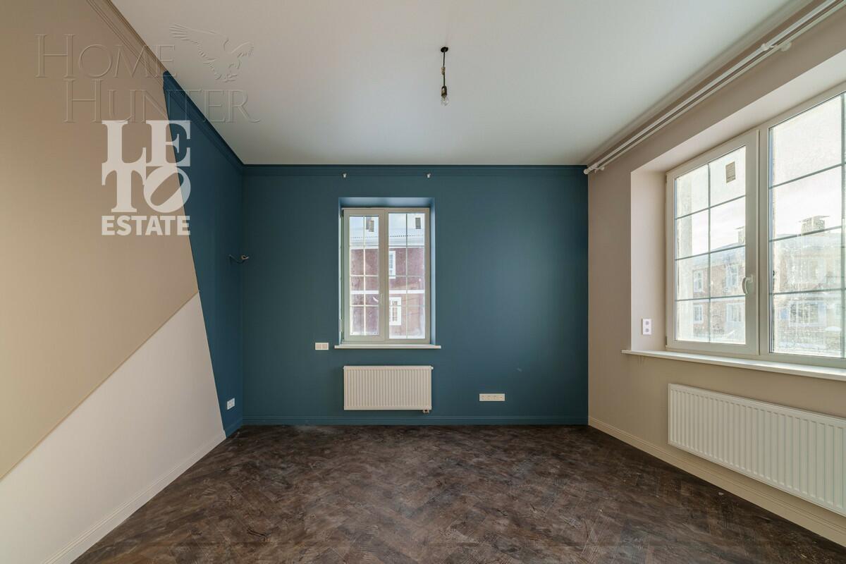 2-этажный коттедж 245.3 м² с отделкой