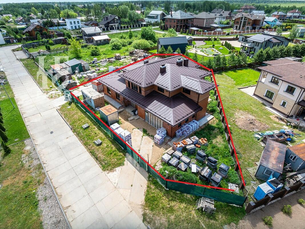 2-этажный коттедж 480 м² без отделки