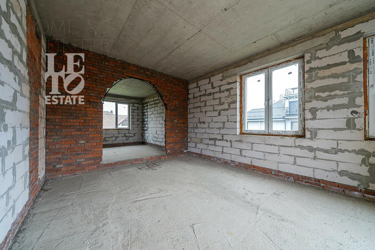 2-этажный коттедж 500 м² без отделки