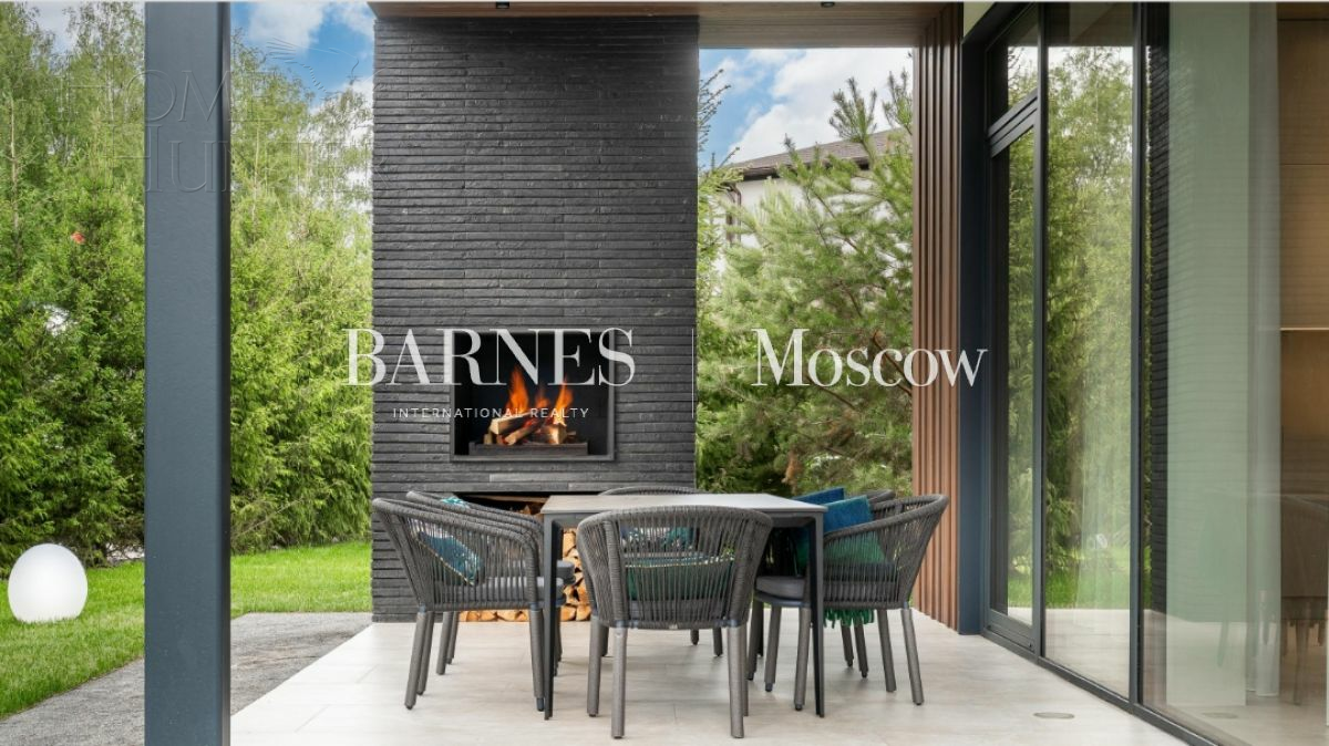 2-этажный коттедж 390.5 м² с отделкой