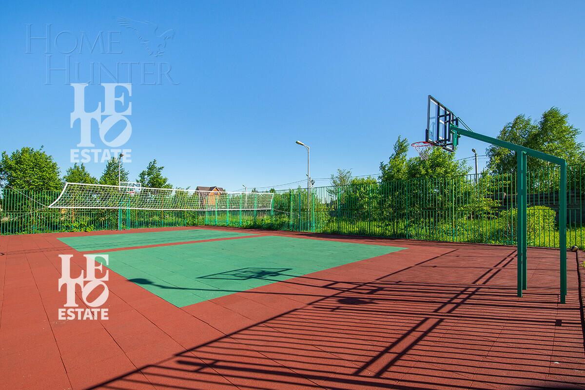 2-этажный коттедж 556.2 м² без отделки