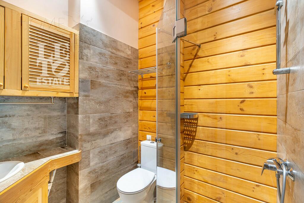 2-этажный коттедж 400 м² с отделкой