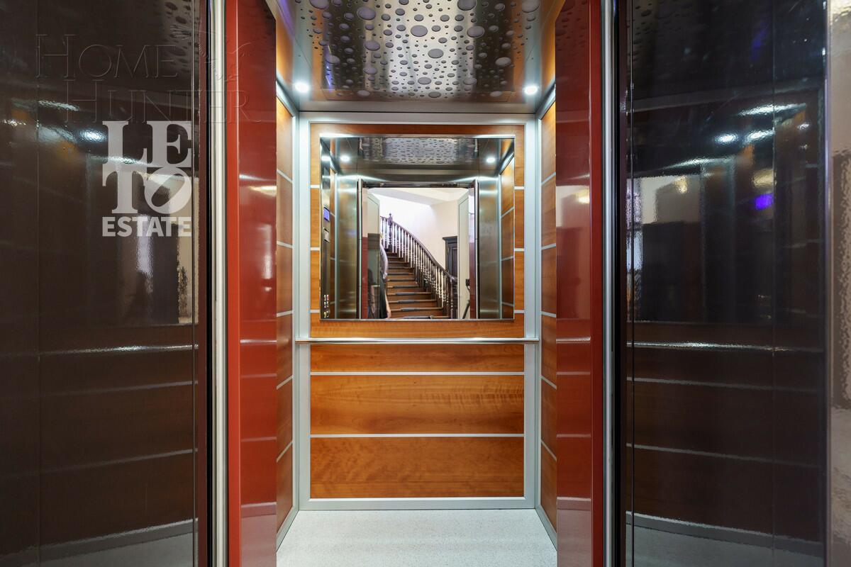 2-этажный коттедж 848 м² без отделки