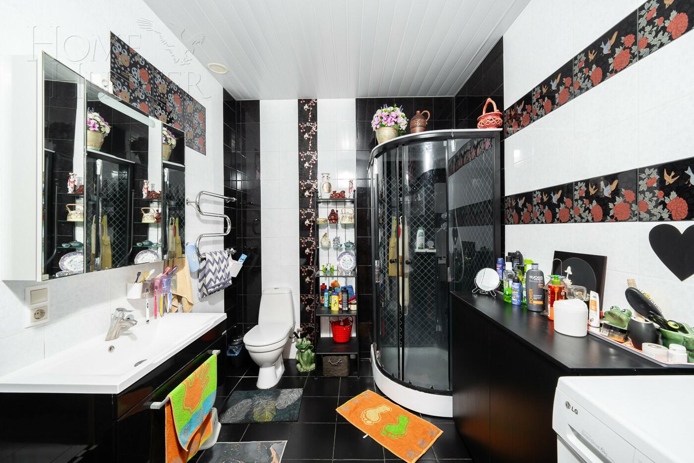 2-этажный коттедж 360 м² с отделкой