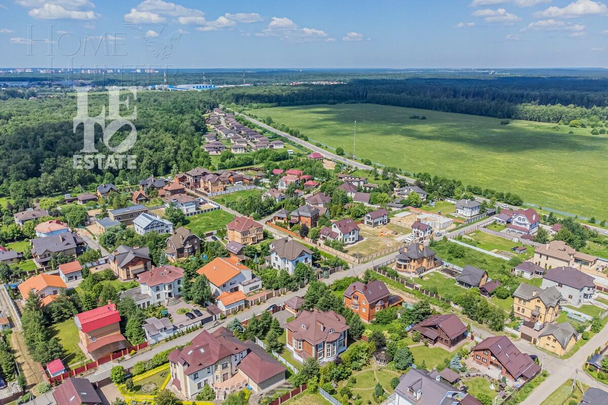 2-этажный коттедж 650 м² с отделкой