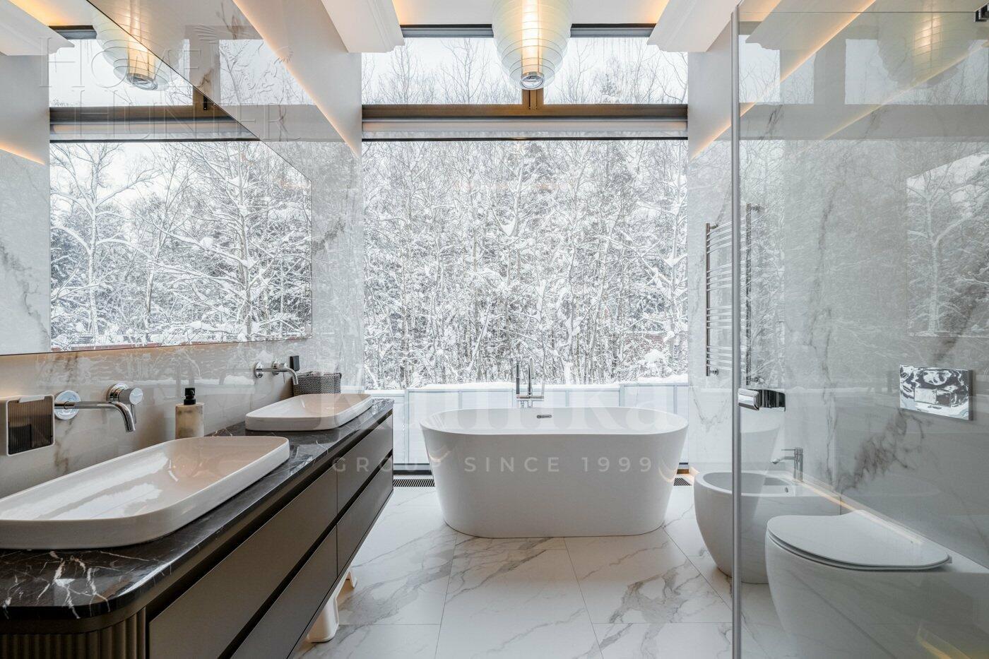 2-этажный коттедж 500 м² с отделкой