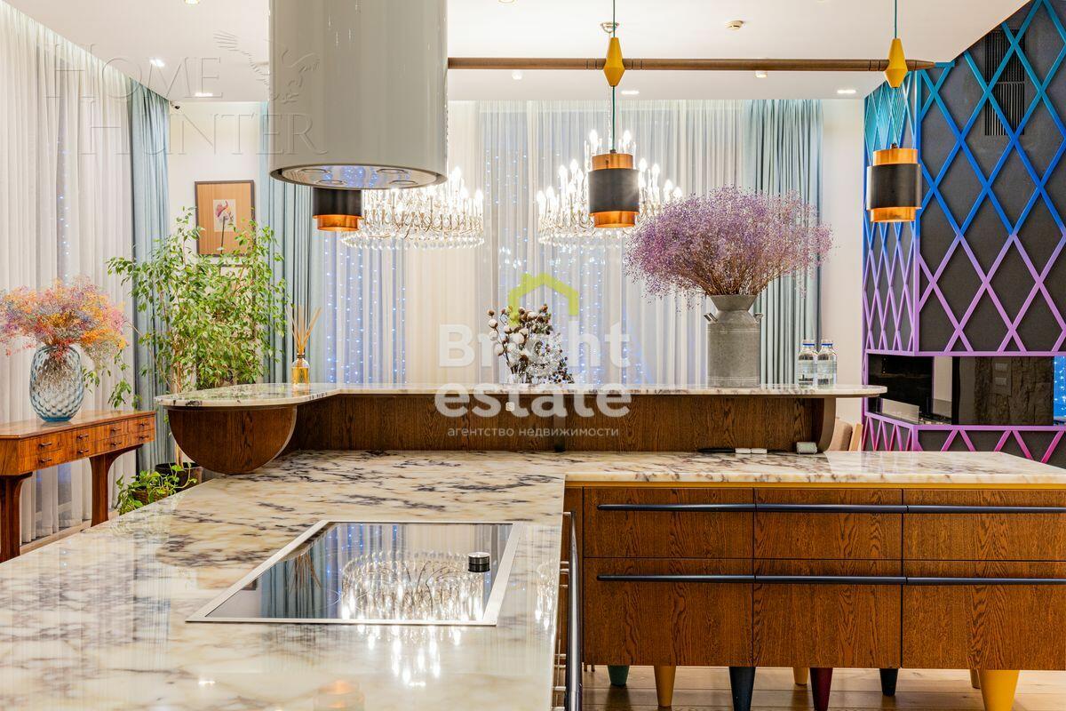 2-этажный коттедж 2 534 м² с отделкой