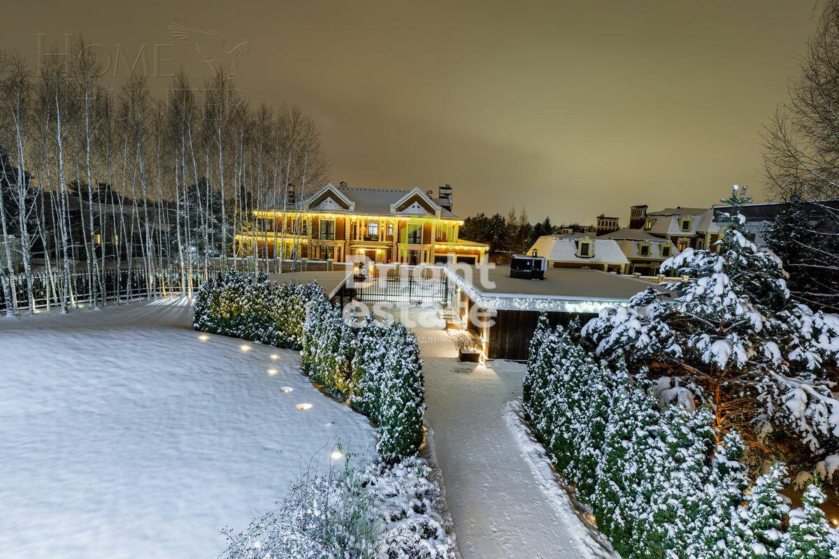 2-этажный коттедж 2 534 м² с отделкой