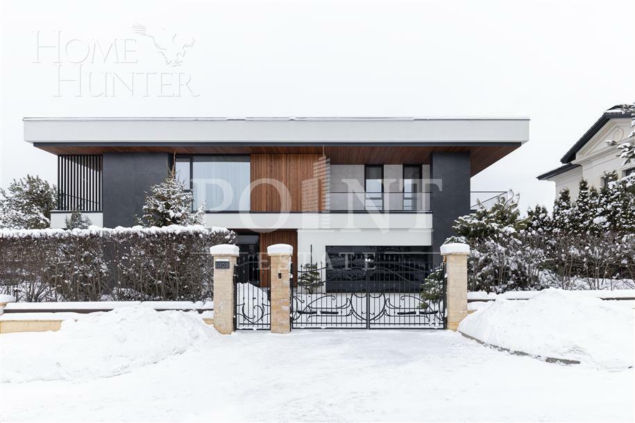 2-этажный коттедж 1 066 м² с отделкой