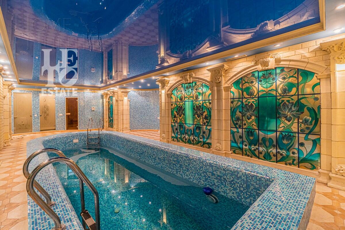 2-этажный коттедж 650 м² с отделкой