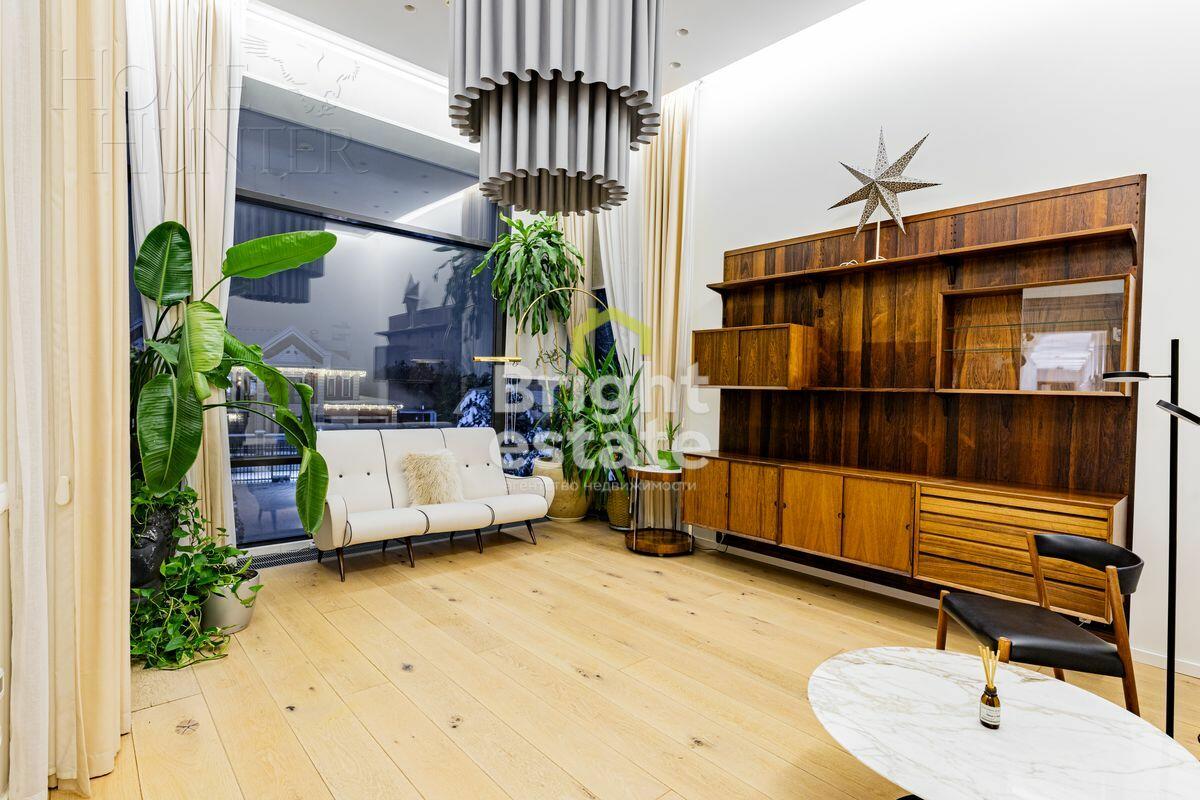 2-этажный коттедж 2 534 м² с отделкой