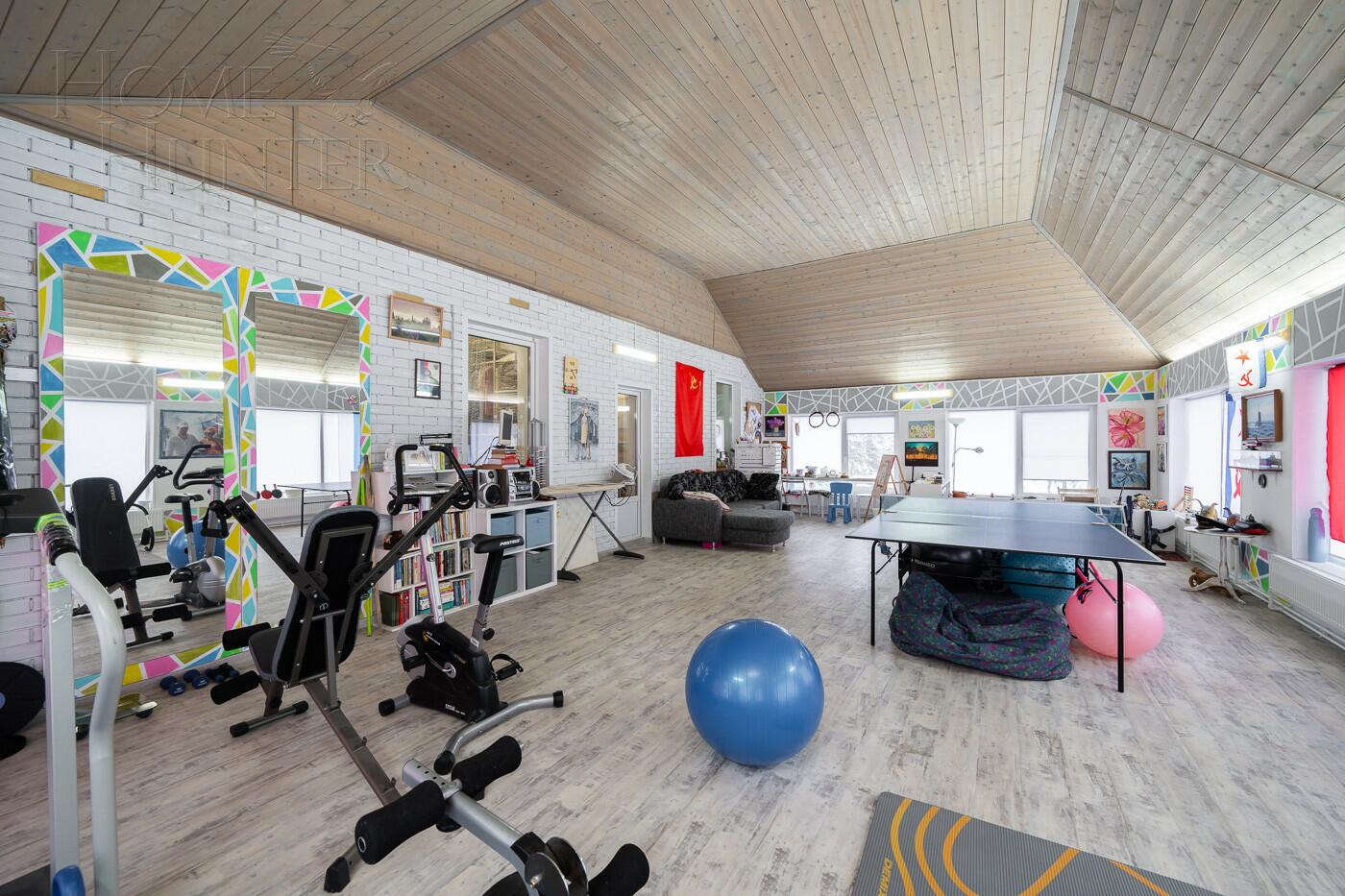 2-этажный коттедж 360 м² с отделкой