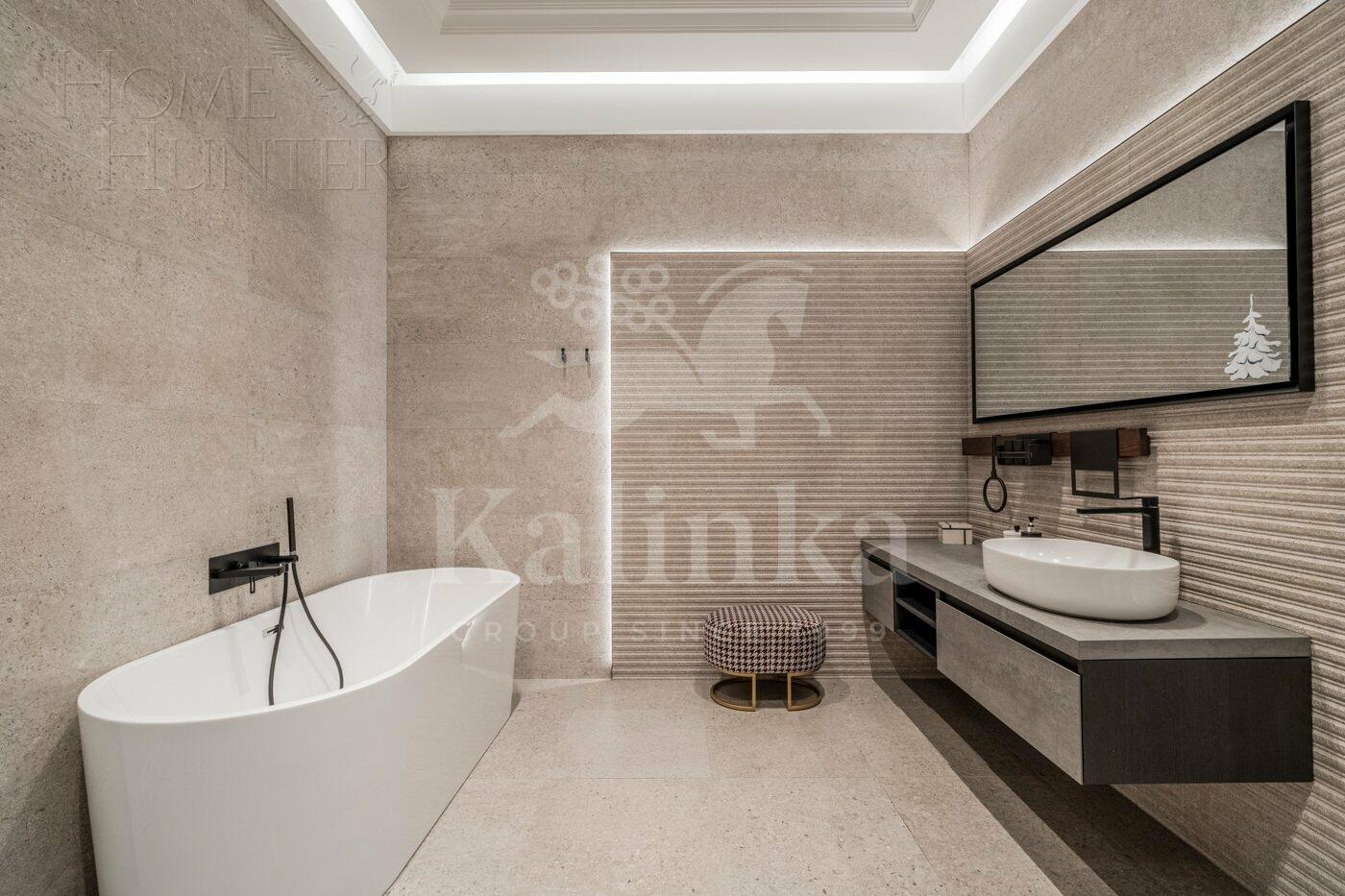 2-этажный коттедж 500 м² с отделкой