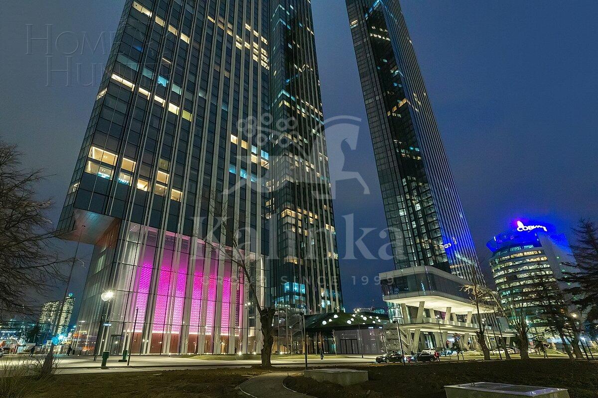 3-КОМН. АПАРТАМЕНТЫ С ОТДЕЛКОЙ 103.9 М² НА 35 ЭТАЖЕ